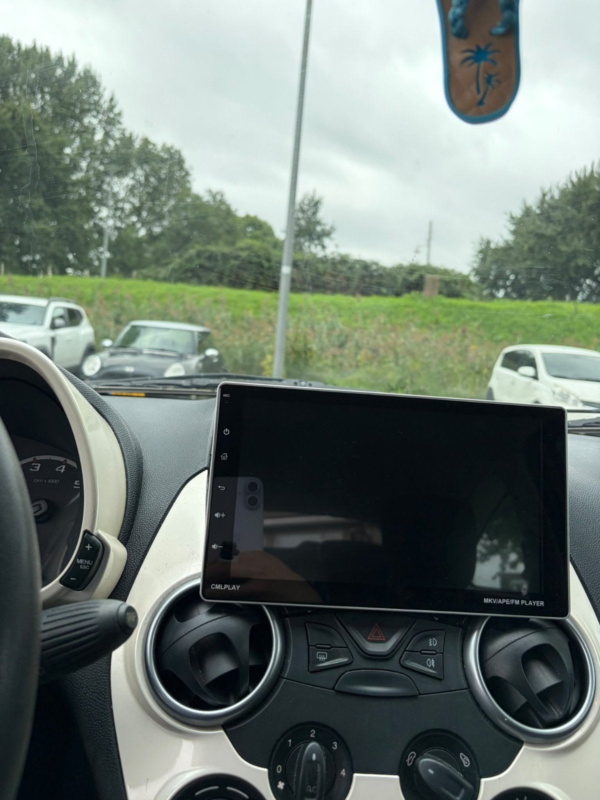 media scherm voor je auto, Ophalen, Zo goed als nieuw, Auto