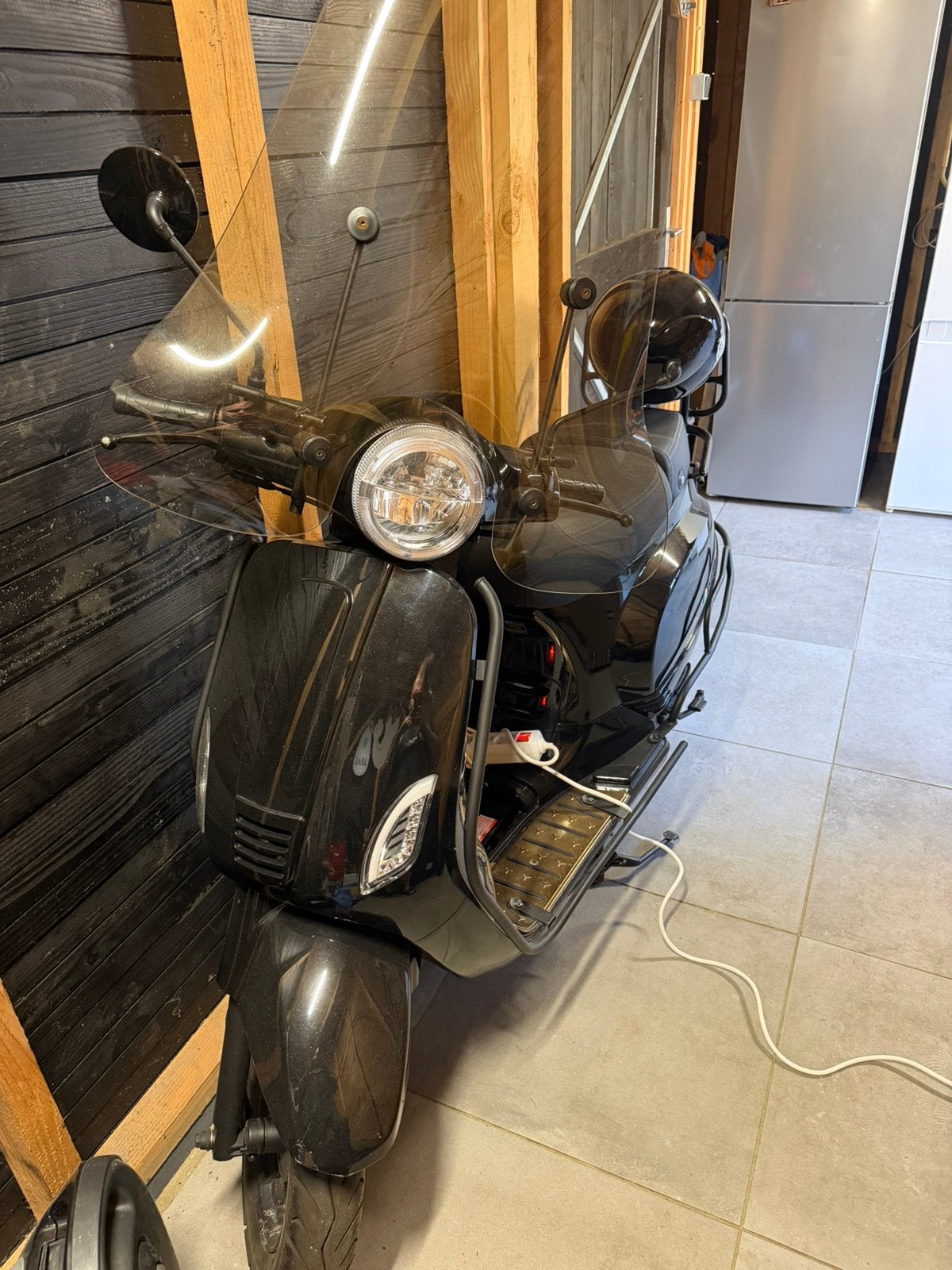 Senzo Rivalux Snorscooter – slechts 2.334 km! – nette staat!, Fietsen en Brommers, Snorfietsen en Snorscooters, Ophalen, Zo goed als nieuw