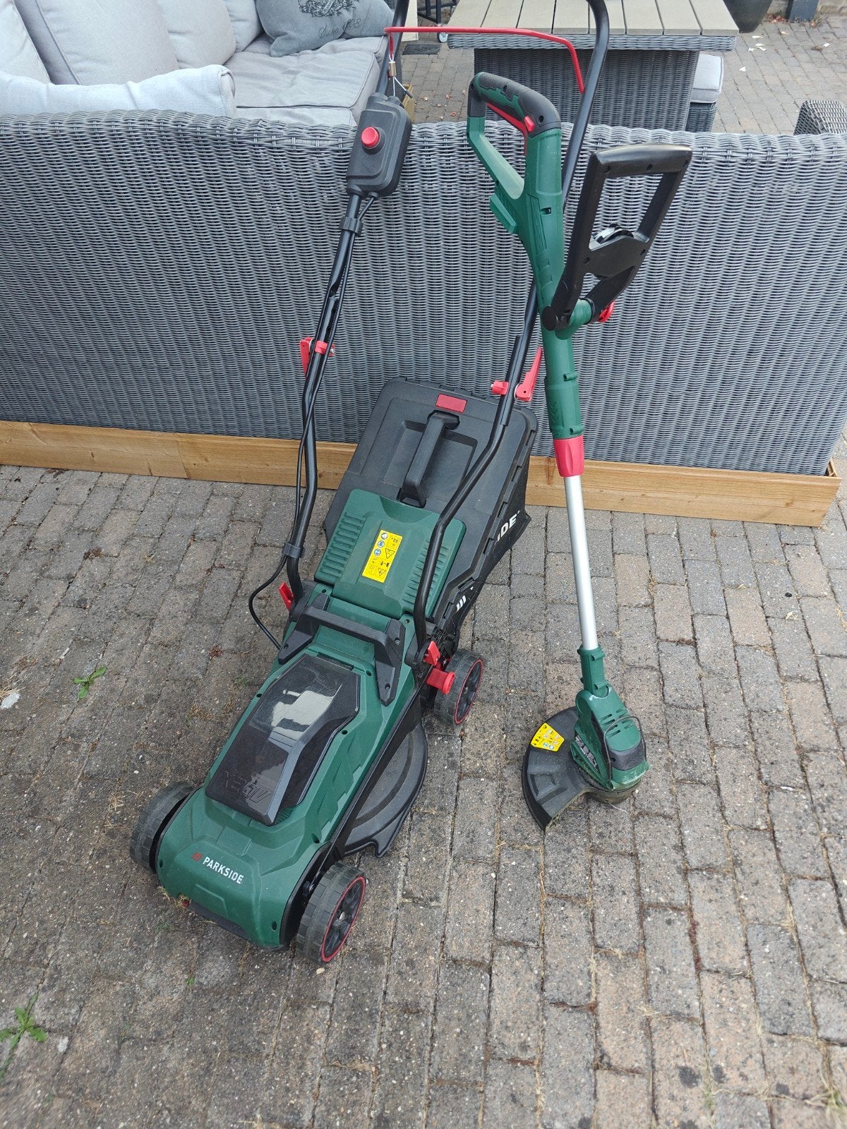 Parkside Accu Grasmaaier en Grastrimmer Set, Ophalen, Cirkelmaaier, Gebruikt, Accu-grasmaaier