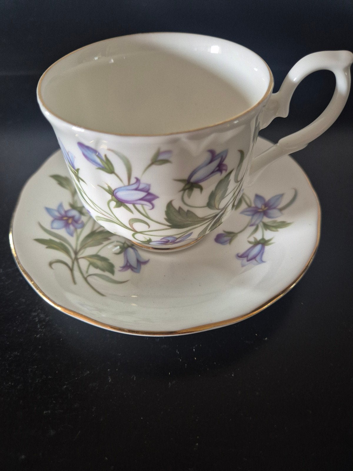 Duchess bone china porselein, Ophalen of Verzenden, Zo goed als nieuw, Porselein, Kop en/of schotel