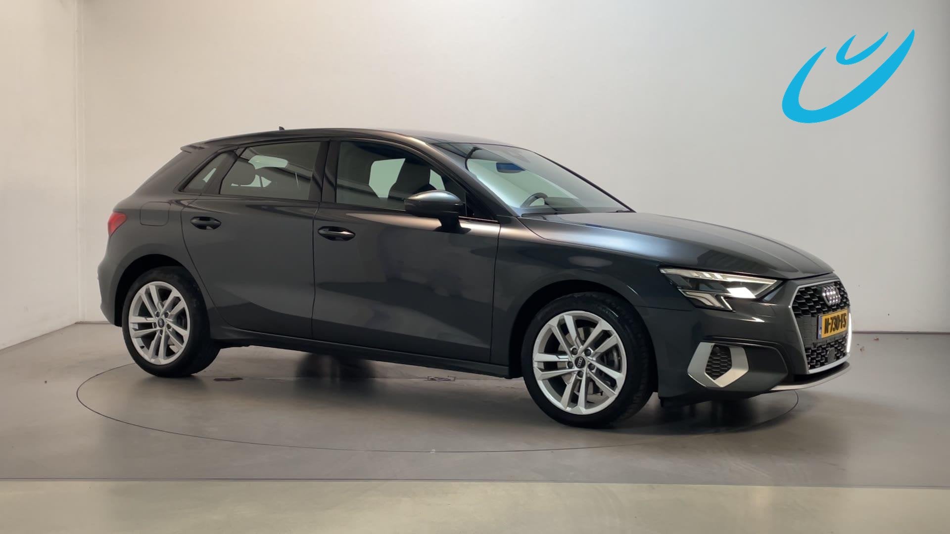 Audi A3 Sportback 30 TFSI S-Tronic Attitude LED Navigatie Pa, Stof, Gebruikt, Met garantie (alle), 23 km/l