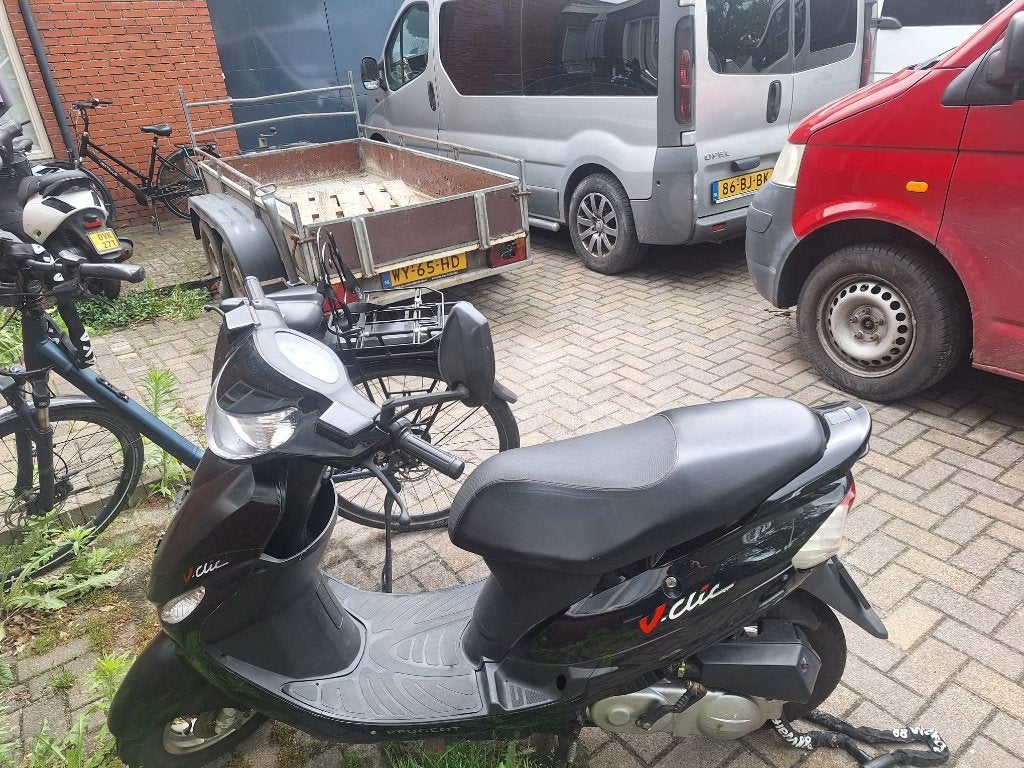 Peugeot V-clic, Fietsen en Brommers, Scooters | Peugeot, Ophalen, Gebruikt, Overige modellen, Maximaal 45 km/u