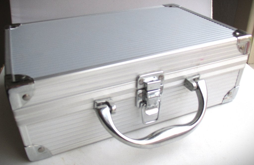 Beautycase~Zilver kleur Make up koffer~Reis koffertje Make, Overige kleuren, Ophalen of Verzenden, Hardcase, Zo goed als nieuw
