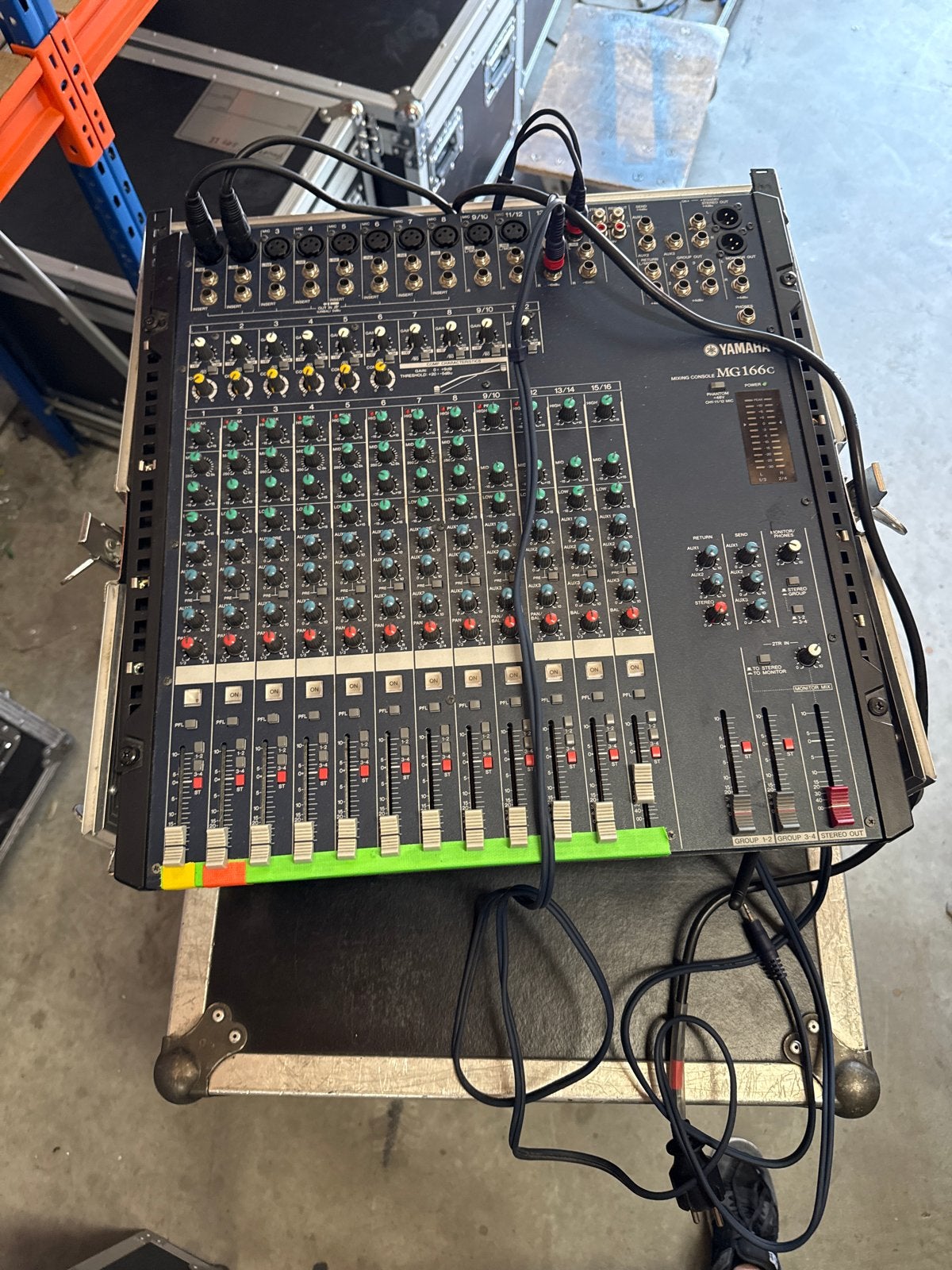 Tape rack set met CD, USB, BT en 2 draadloze microfoons, Muziek en Instrumenten, Mengpanelen, Ophalen, Gebruikt, 10 tot 20 kanalen