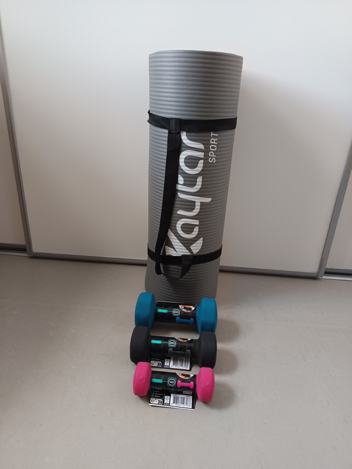 3 NIEUWE dumbbells & fitnessmat alles samen €15, Ophalen, Nieuw, Buik, Dumbbell