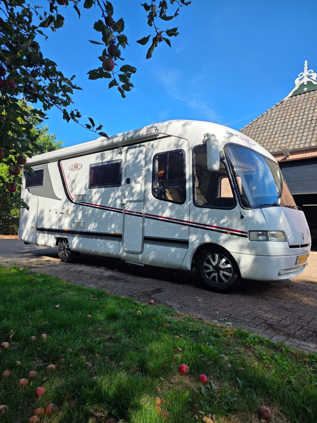 Fiat Ducato LMC Liberty 6300I. Intergraal camper 2.5 TDI, Integraal, Standaard zit, Ringverwarming, Fiat