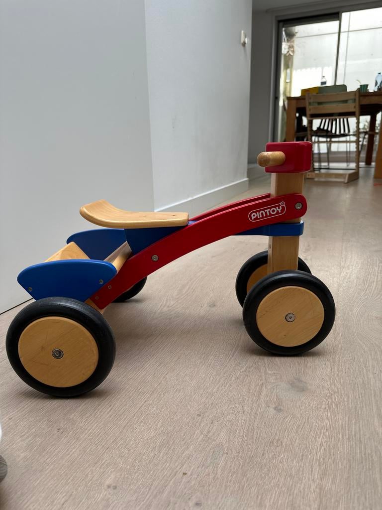 Pintoy Houten Loopfiets Rood/Blauw - Zo goed als nieuw, Ophalen, Zo goed als nieuw, Loopfiets