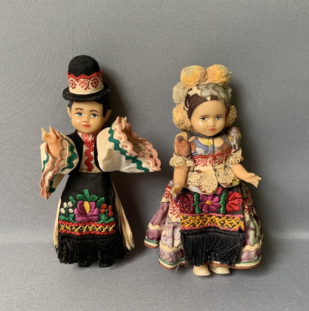 2 vintage Matyo Hongaarse poppen celluloid, Ophalen of Verzenden, Gebruikt, Overige typen