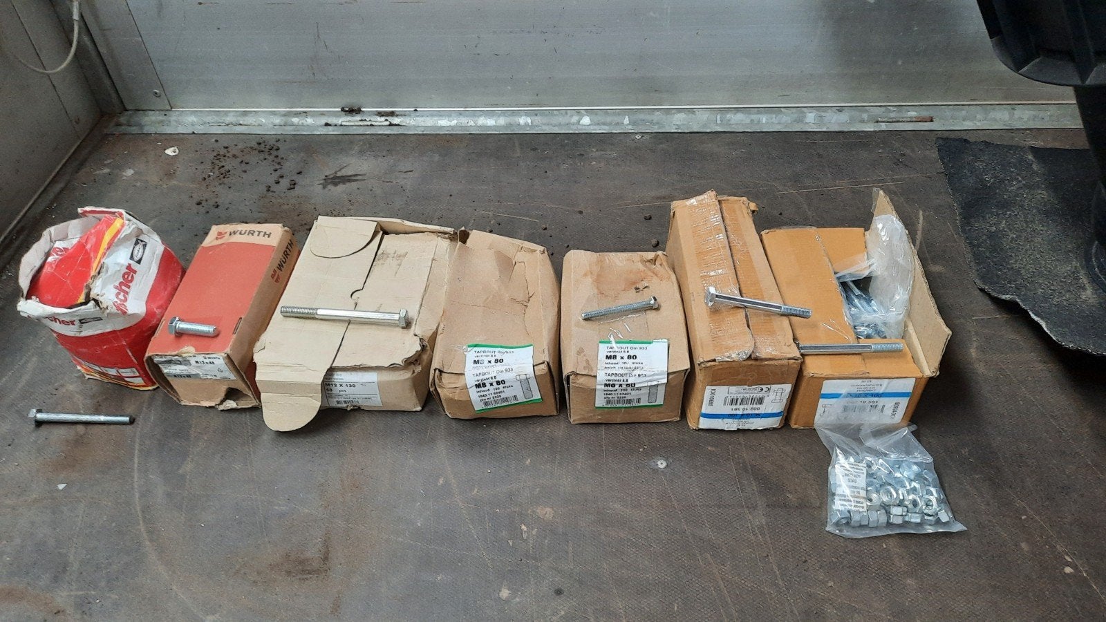 500,partij,nieuwe  bouten,schroeven.m8.m10.m12, Ophalen of Verzenden, Zo goed als nieuw, 100 tot 250 mm, Bouten of Moeren