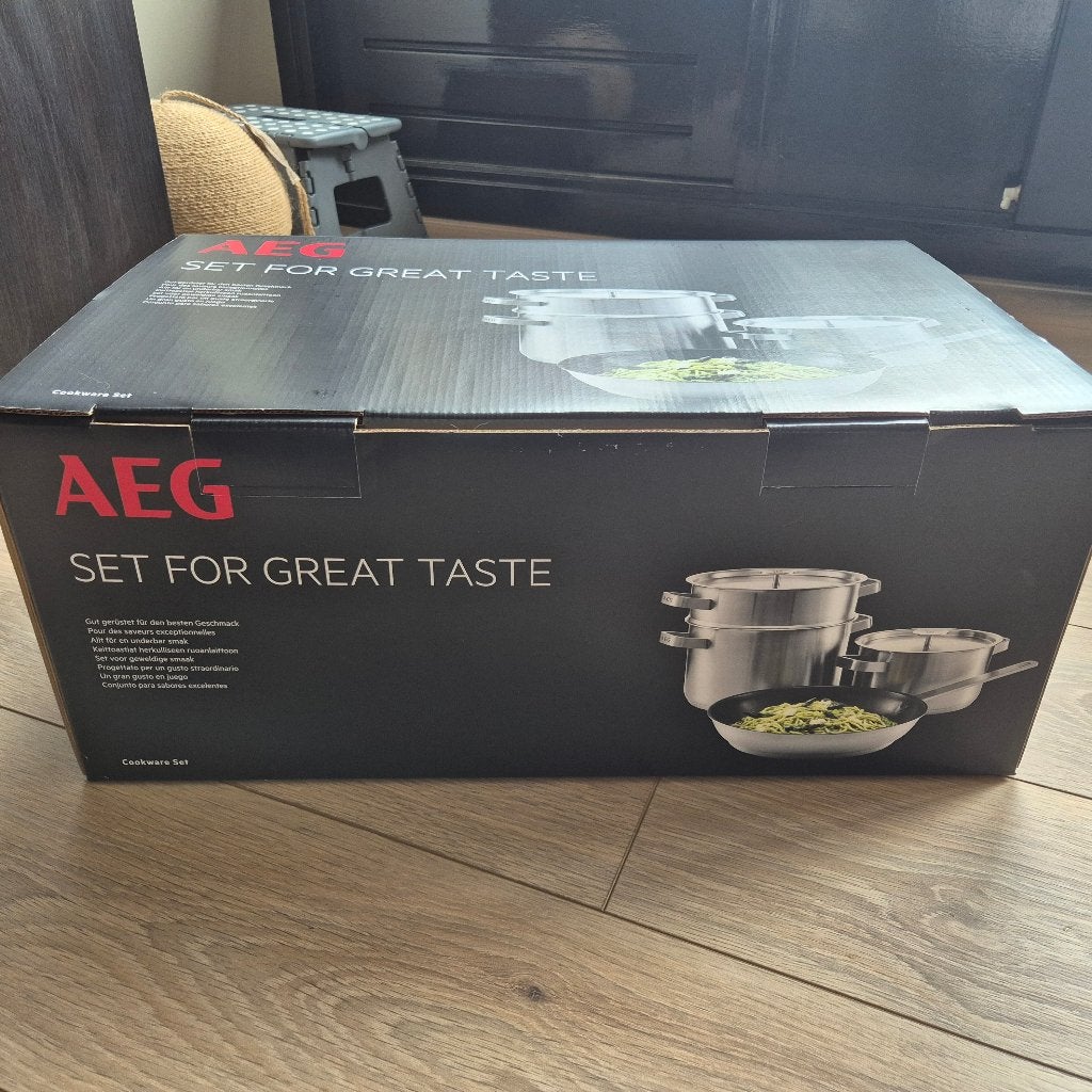 AEG pannenset, Ophalen, Nieuw, Pannenset, Met deksel