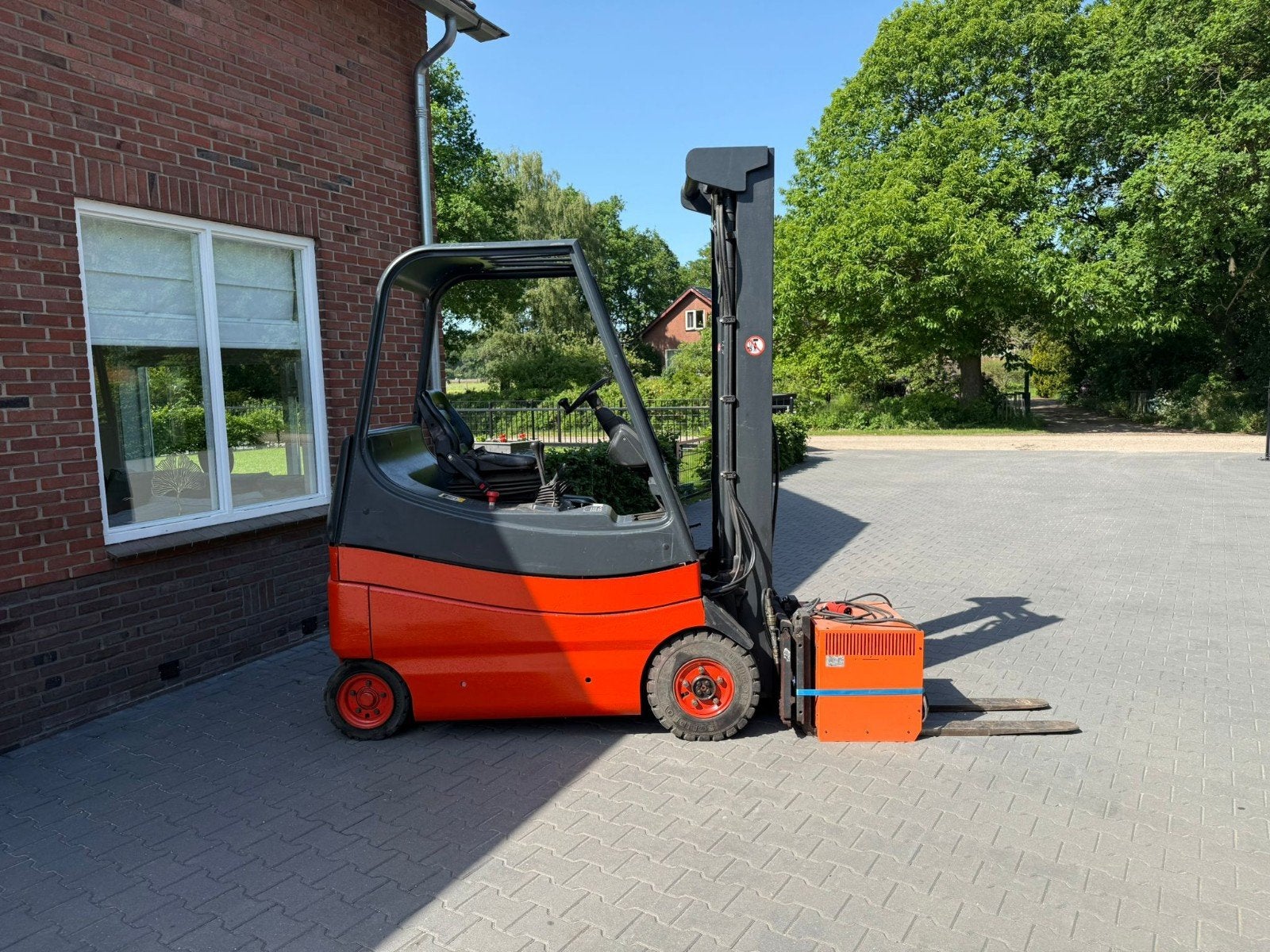 Linde E20 Elektrische Heftruck triplex sidesift, Zakelijke goederen, Machines en Bouw | Heftrucks en Intern transport, Linde, Heftruck