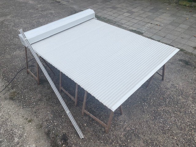 Wit elektrisch rolluik 188 cm breed x 248,5 cm hoog, Ophalen, Gebruikt, 200 cm of meer, Wit