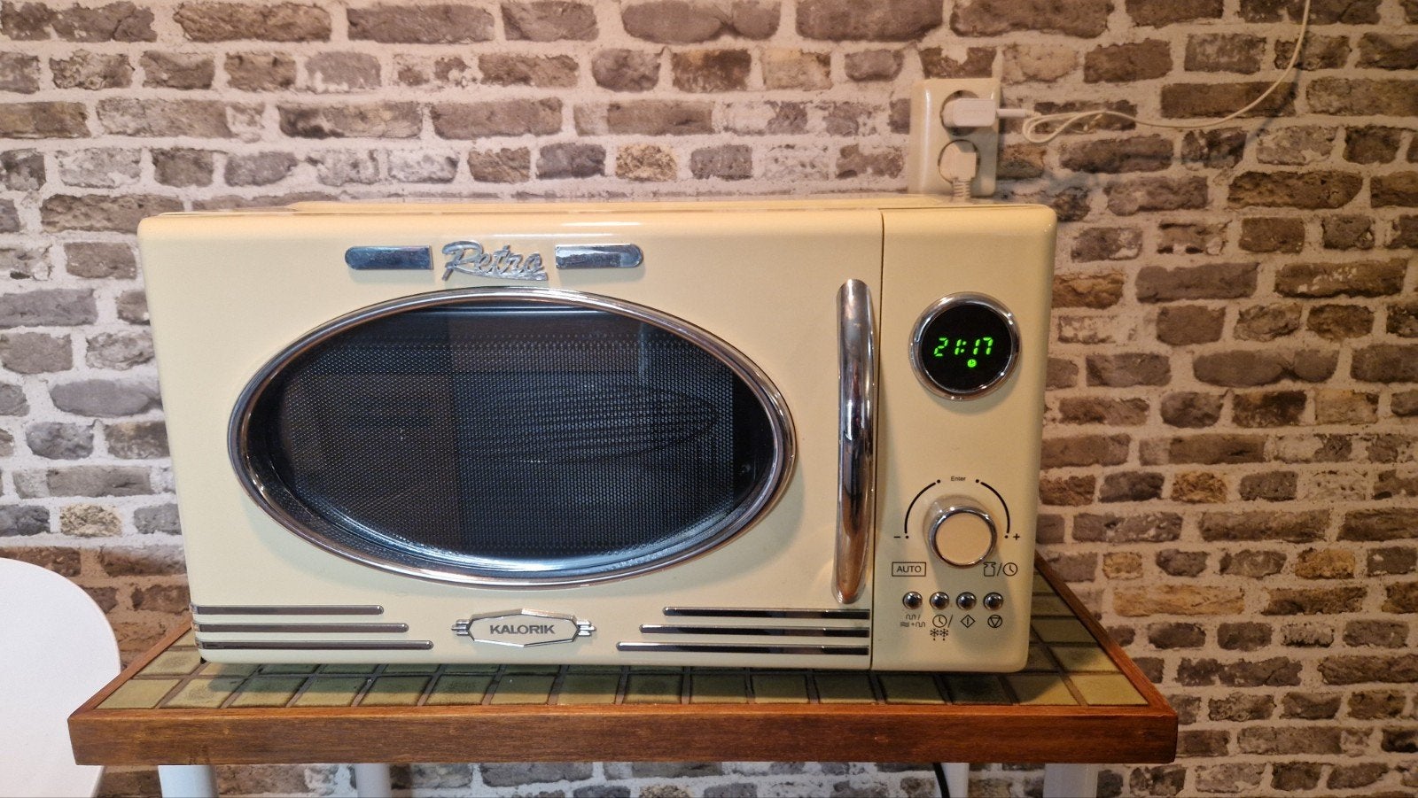 Retro Magnetron met Grill Functie - Kalorik TKG MW 2500 DG, Ophalen, Combimagnetron, Grill, Zo goed als nieuw