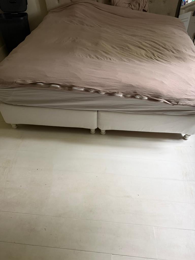 Gratis af te halen boxspring 180x200 met groot matras, Ophalen, Gebruikt, Tweepersoons, 180 cm