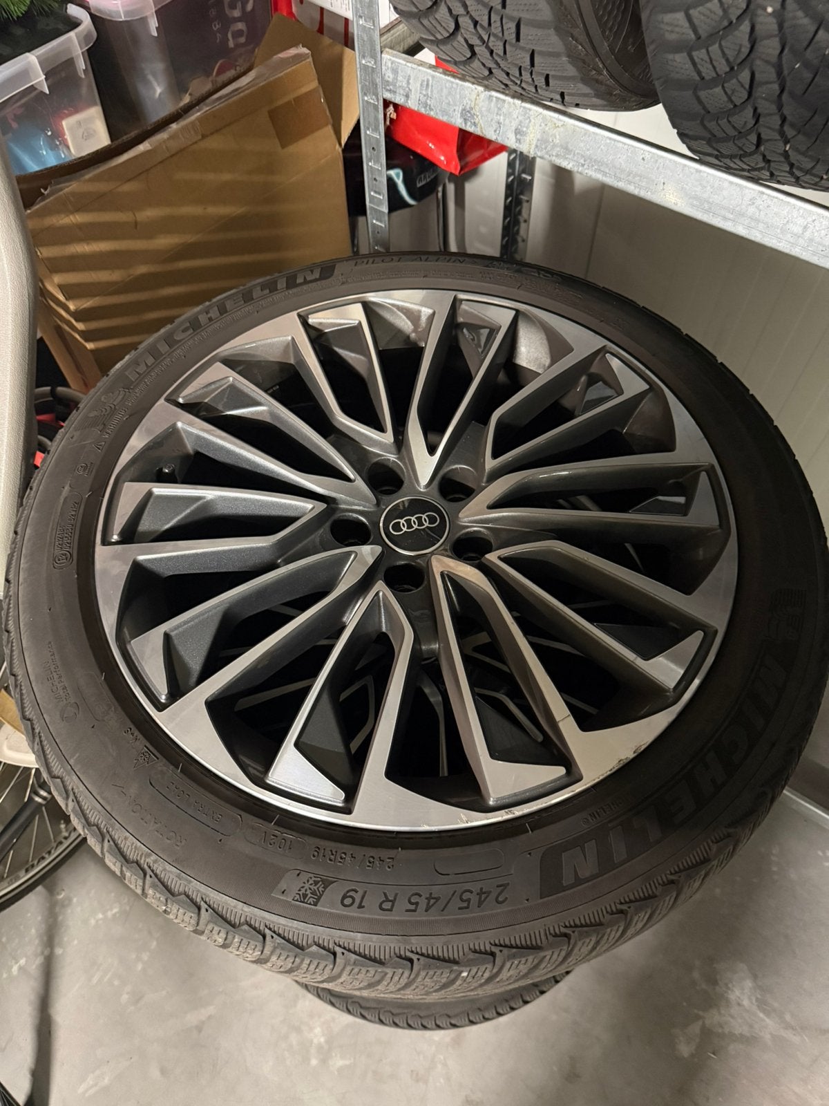 Originele Audi A6 C6 velgen (Dynamic Design), Auto-onderdelen, 245 mm, Banden en Velgen, Winterbanden, Ophalen