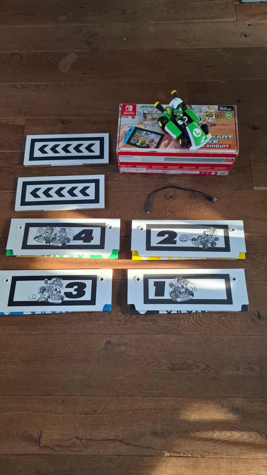Nintendo Mario Kart Live: Home Circuit Luigi, Ophalen of Verzenden, Zo goed als nieuw, Zonder controller, Switch Original