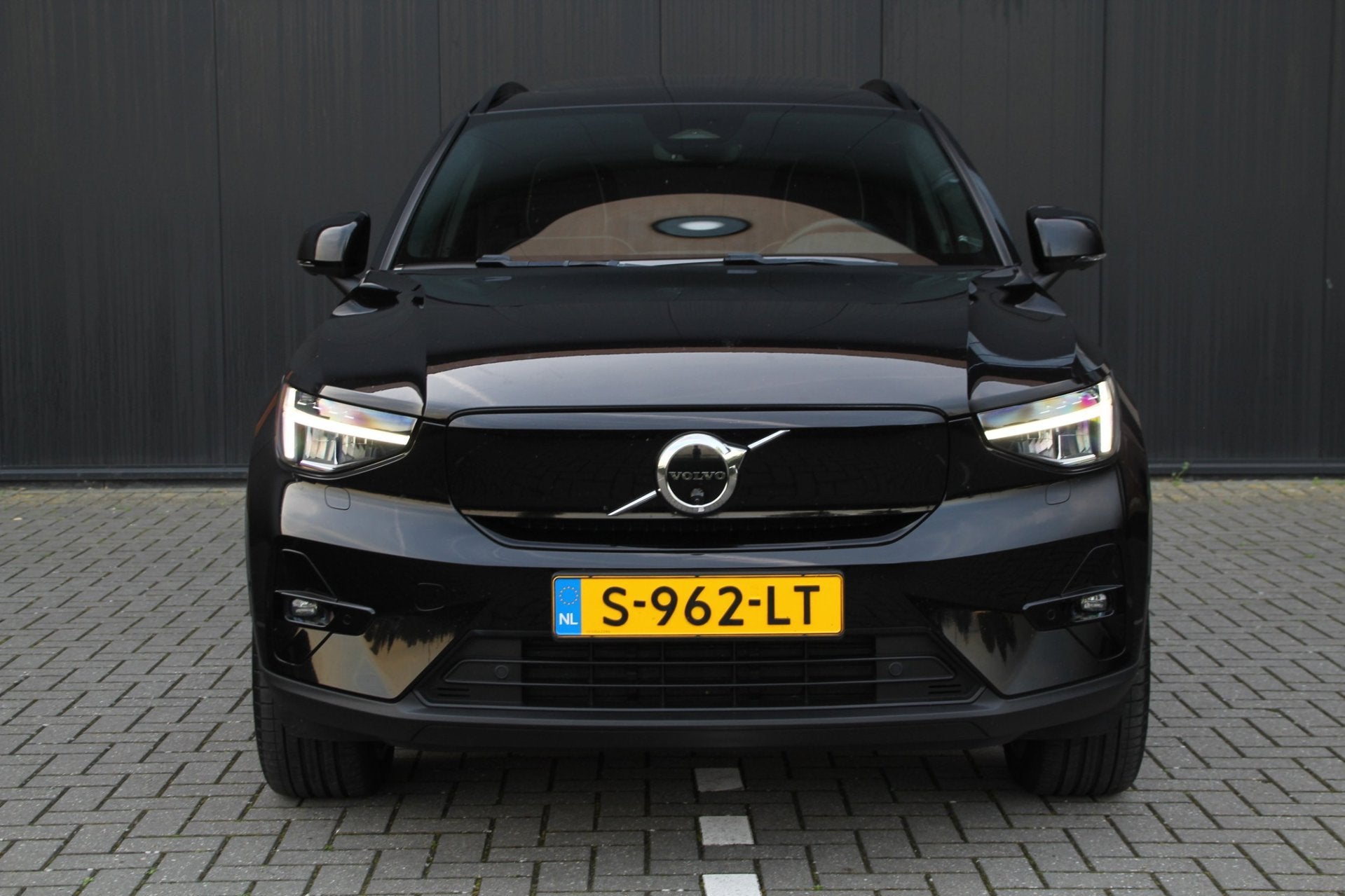 Volvo XC40 Recharge Twin Ultimate 78 kWh | SOH94% | Trekhaak, Auto's, Zwart, 82 kWh, Zwart, Origineel Nederlands