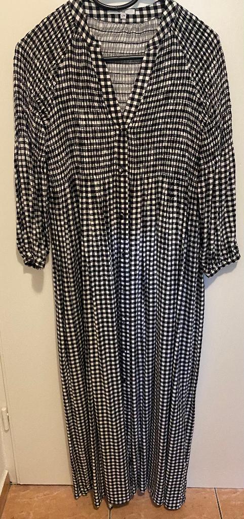 Jurk onder de knie,kleur zwart wit,maat m, merk veritas, Kleding | Dames, Maat 38/40 (M), Veritas, Zwart, Ophalen of Verzenden