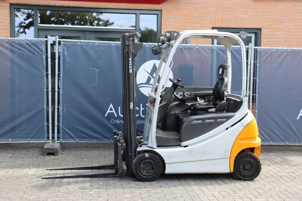 Veiling: Heftrucks en Stapelaars, Meer dan 4000 kg, Ophalen, Diesel, Heftruck