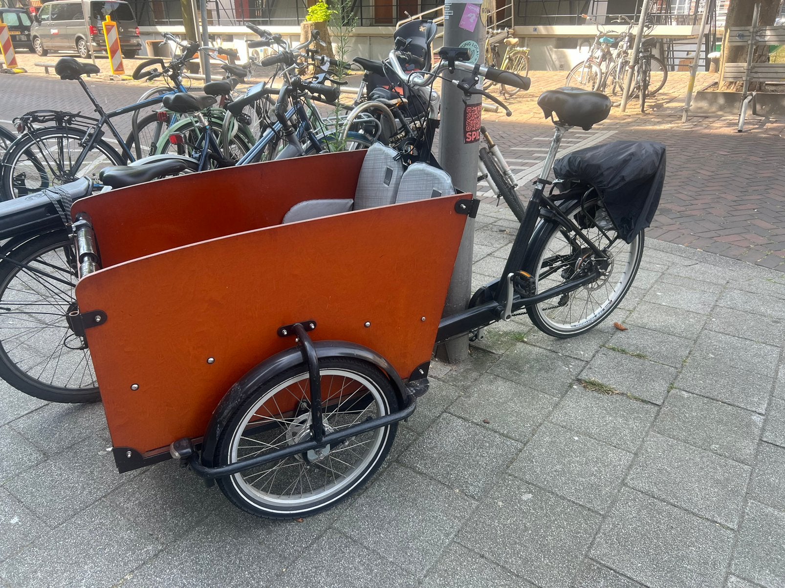 Babboe Big E elektrische bakfiets met QWIC motor groote accu, Ophalen, Gebruikt, 4 kinderen of meer, Huif