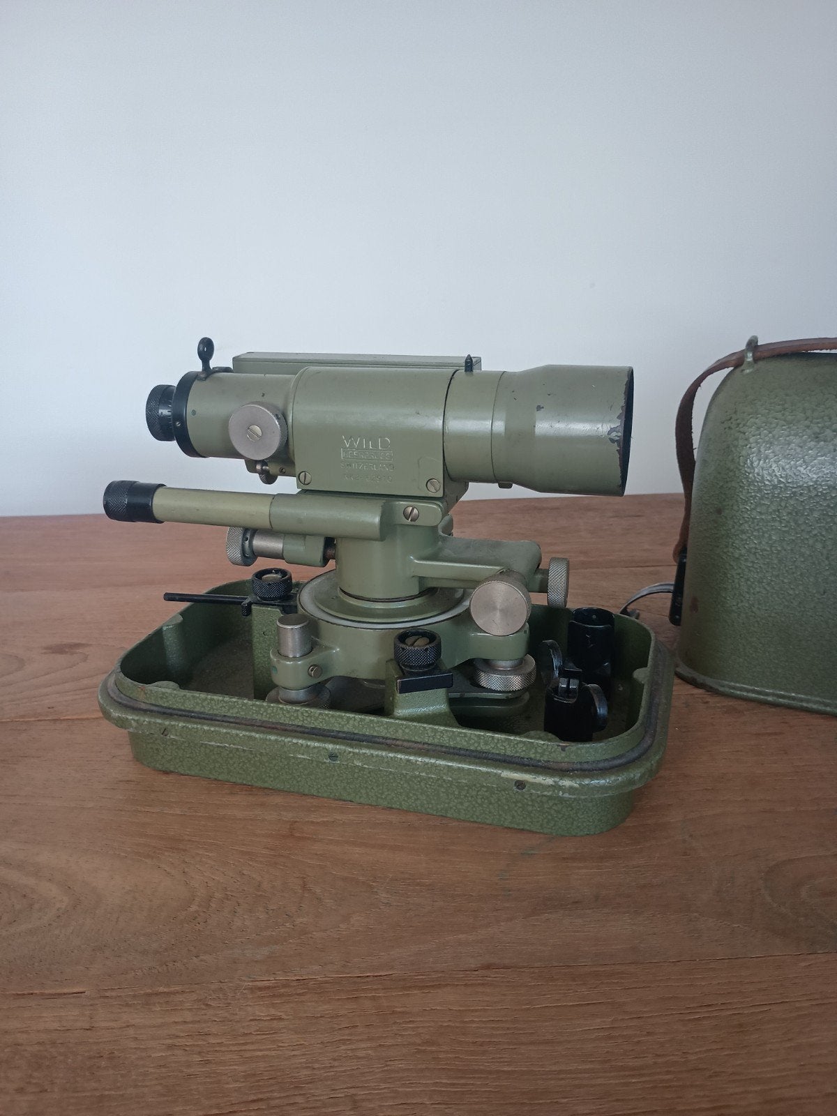 Wild heerbrugg nk2 waterpas instrument 1956, Doe-het-zelf en Verbouw, Meetapparatuur, Ophalen of Verzenden