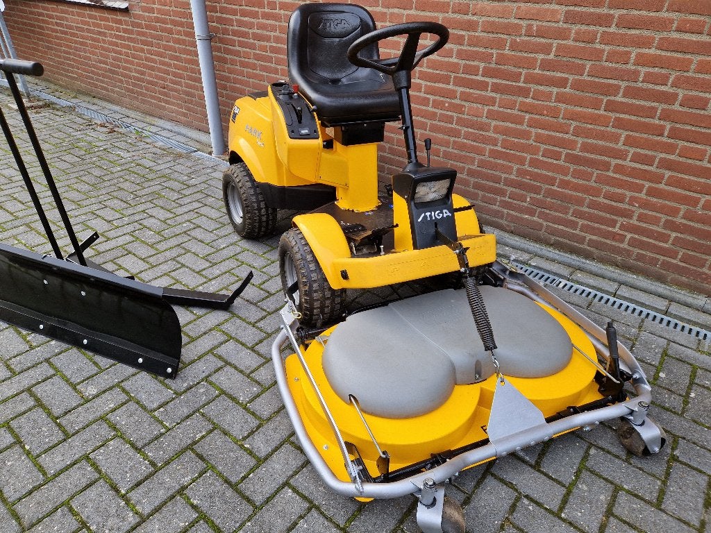 Stiga Park Royal Honda 2 cylinder, Ophalen, Stiga, Zo goed als nieuw, Elektrische starter