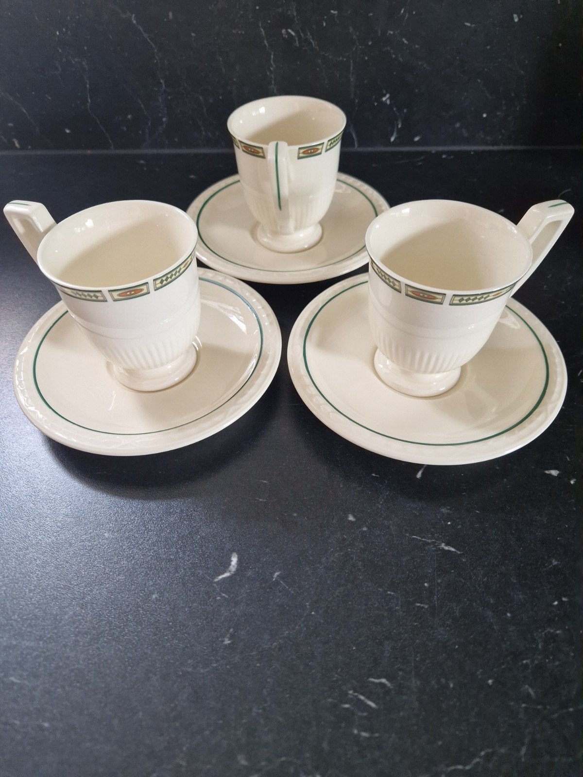 Recamier servies,  3 kop en schotels + 1 extra schotel, Verzamelen, Ophalen, Gebruikt, Porselein, Kop en/of schotel
