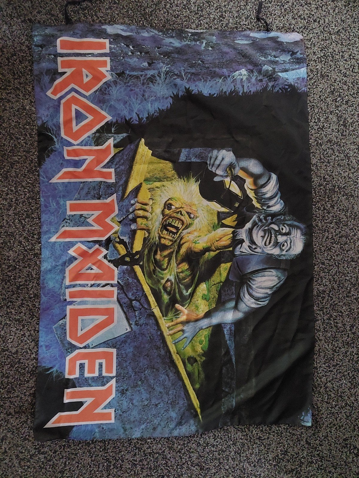 Iron Maiden - No Prayer For The Dying vlag, Verzamelen, Ophalen of Verzenden, Zo goed als nieuw, Poster, Artwork of Schilderij