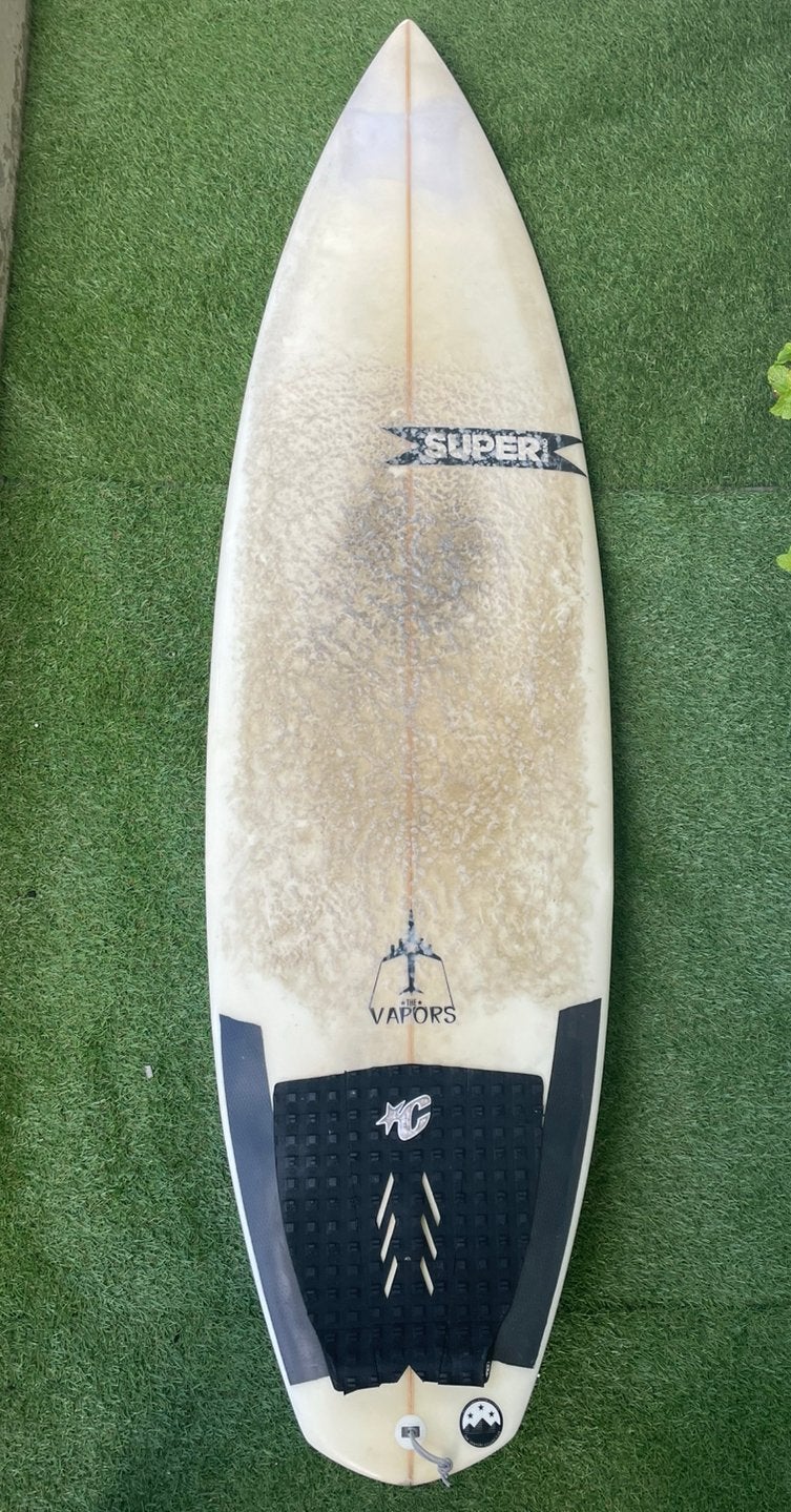 Surfboard Super brand ‘The Vapors’ 5’10, Ophalen, Zo goed als nieuw, Shortboard, Met vinnen