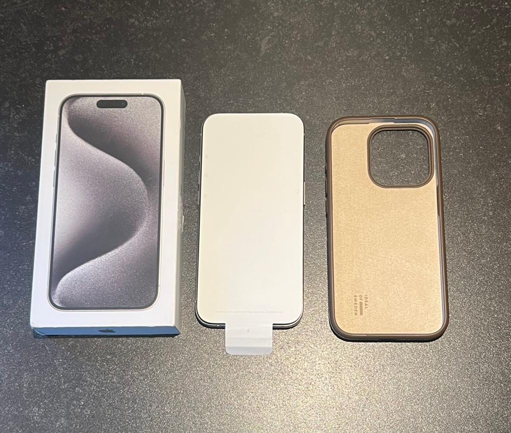 Gezocht iphone 17 pro max, Ophalen of Verzenden, Zo goed als nieuw