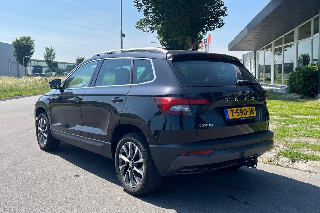 Skoda Karoq 1.5 TSI 150pk Style | TREKHAAK | PANO| CAMERA |, Auto's, Voorwielaandrijving, Stof, 4 cilinders, 150 pk