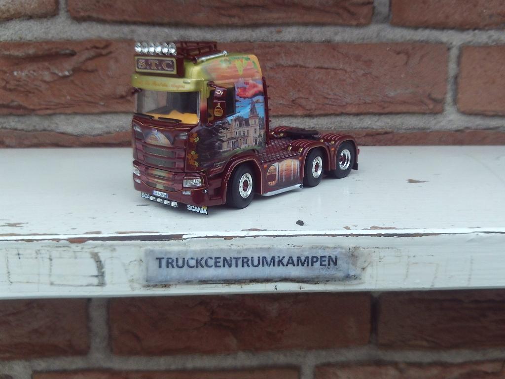 WSI  Scania  R  Normal  van  STC  La  Part  Dea  Anges., Ophalen of Verzenden, Nieuw, Bus of Vrachtwagen, Wsi