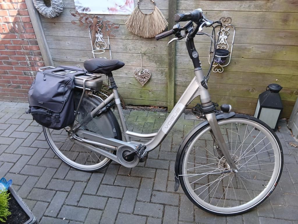 Vogue damesfiets elektrische, Fietsen en Brommers, Elektrische fietsen, Ophalen of Verzenden, Gebruikt, Overige merken