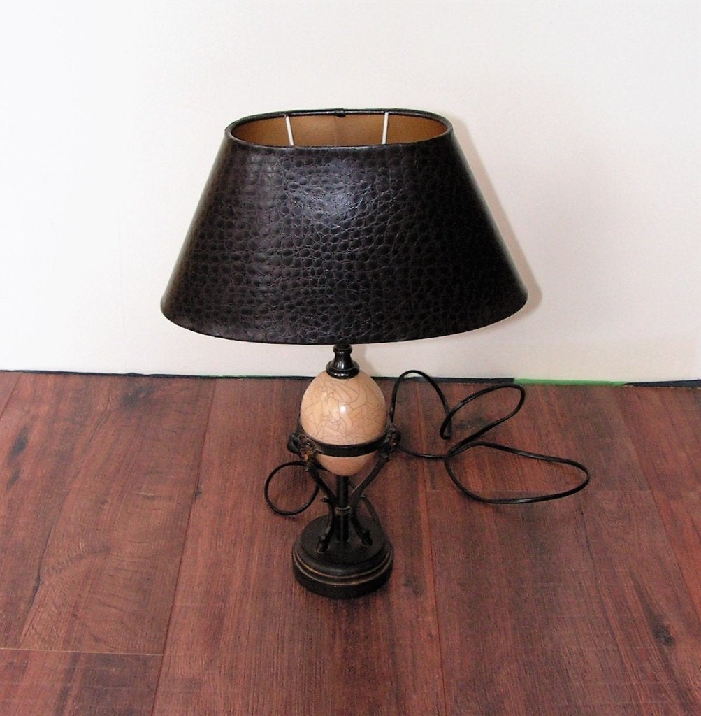 Aparte Tafellamp met Ei in de Voet, Huis en Inrichting, Lampen | Tafellampen, Gebruikt, Minder dan 50 cm, Hout, Kunststof, Metaal