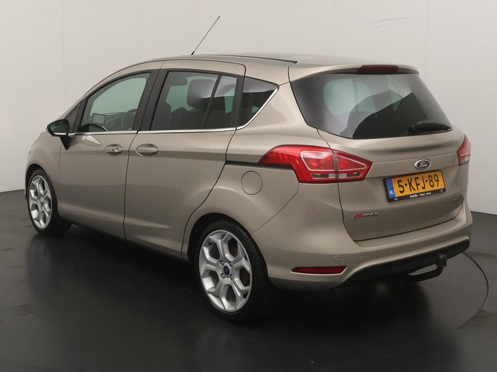 Ford B-MAX 100PK EcoBoost Titanium Pano | Trekhaak | Clima |, Auto's, Ford, 101 pk, Gebruikt, Leder en Stof, Origineel Nederlands