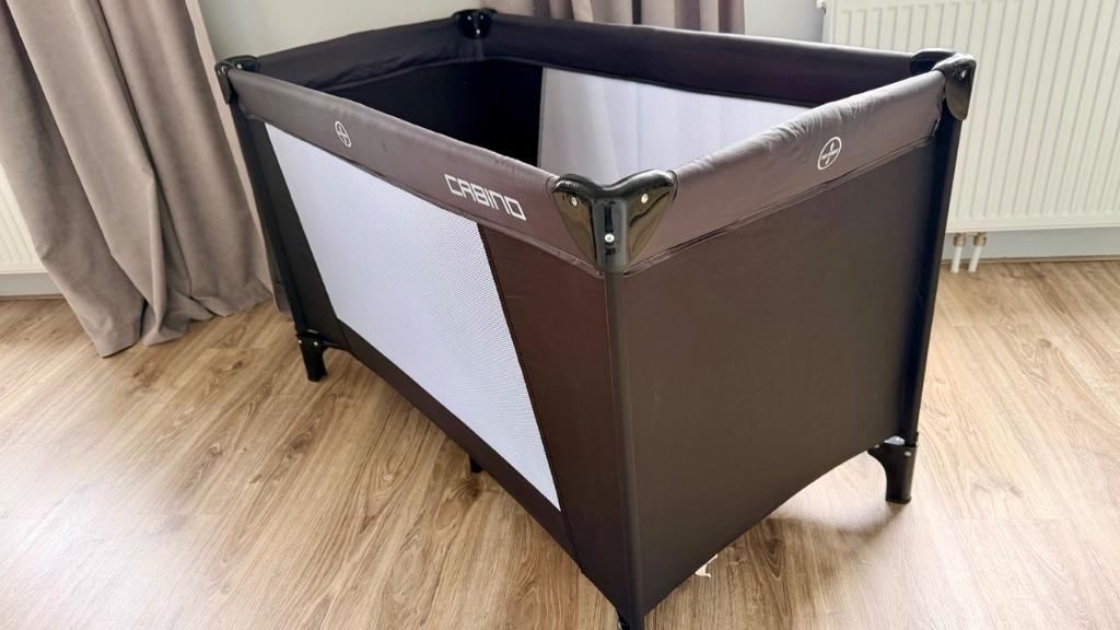 Cabino Campingbedje / Reisbedje Opvouwbaar  met matras, Kinderen en Baby's, Babywiegjes en Ledikanten, Ophalen, Zo goed als nieuw