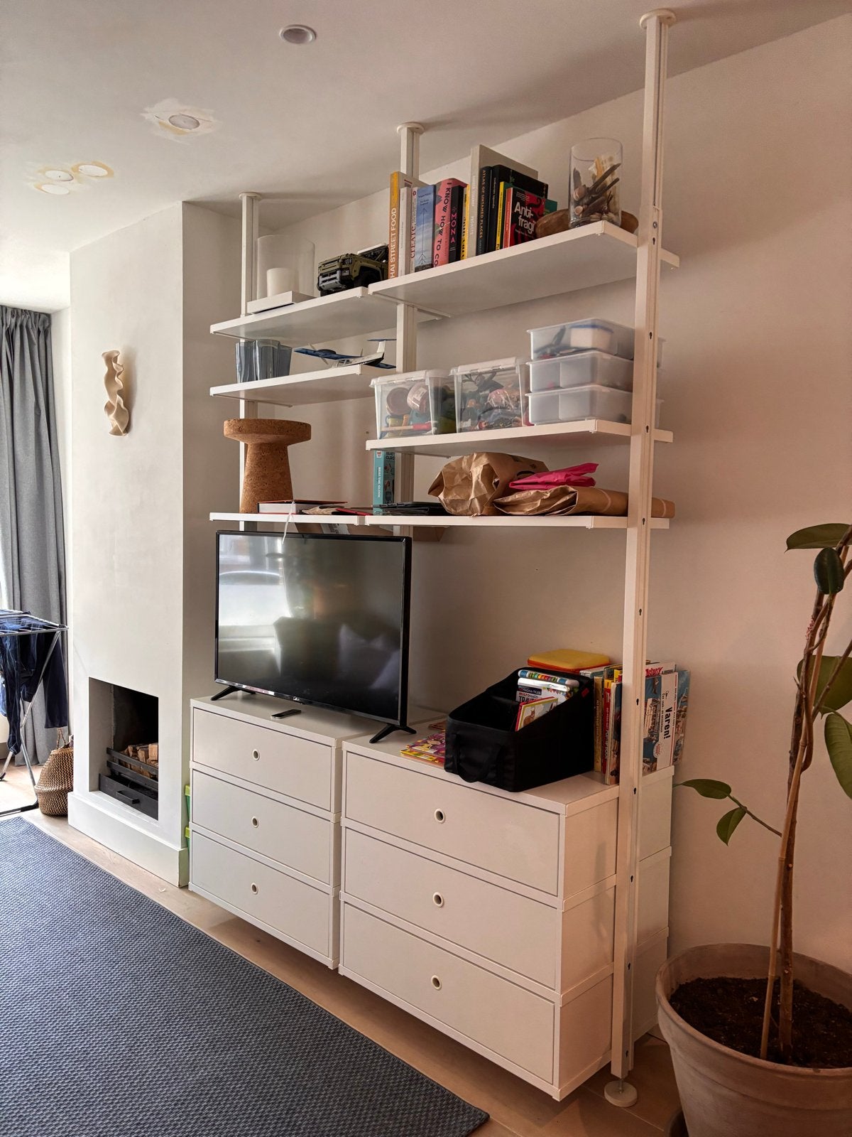 IKEA ELVARLI kastunit - gebruikt met lichte gebruikssporen, Huis en Inrichting, Ophalen, Gebruikt, 100 tot 150 cm, 5 laden of meer