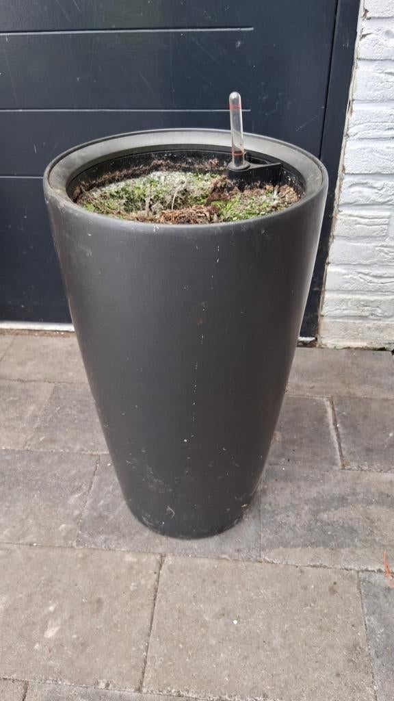 Bloembak met waterreservoir, Ophalen, Gebruikt, Rond, Kunststof