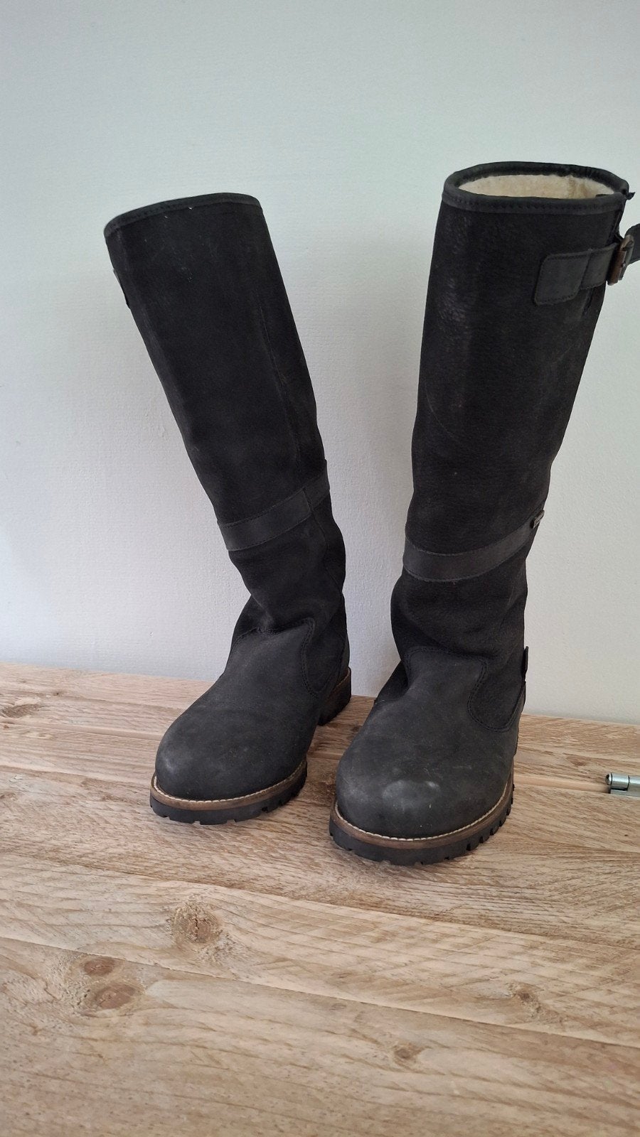 Warme wandellaarzen dames mt 40 Travelin, Ophalen of Verzenden, Gedragen, Zwart