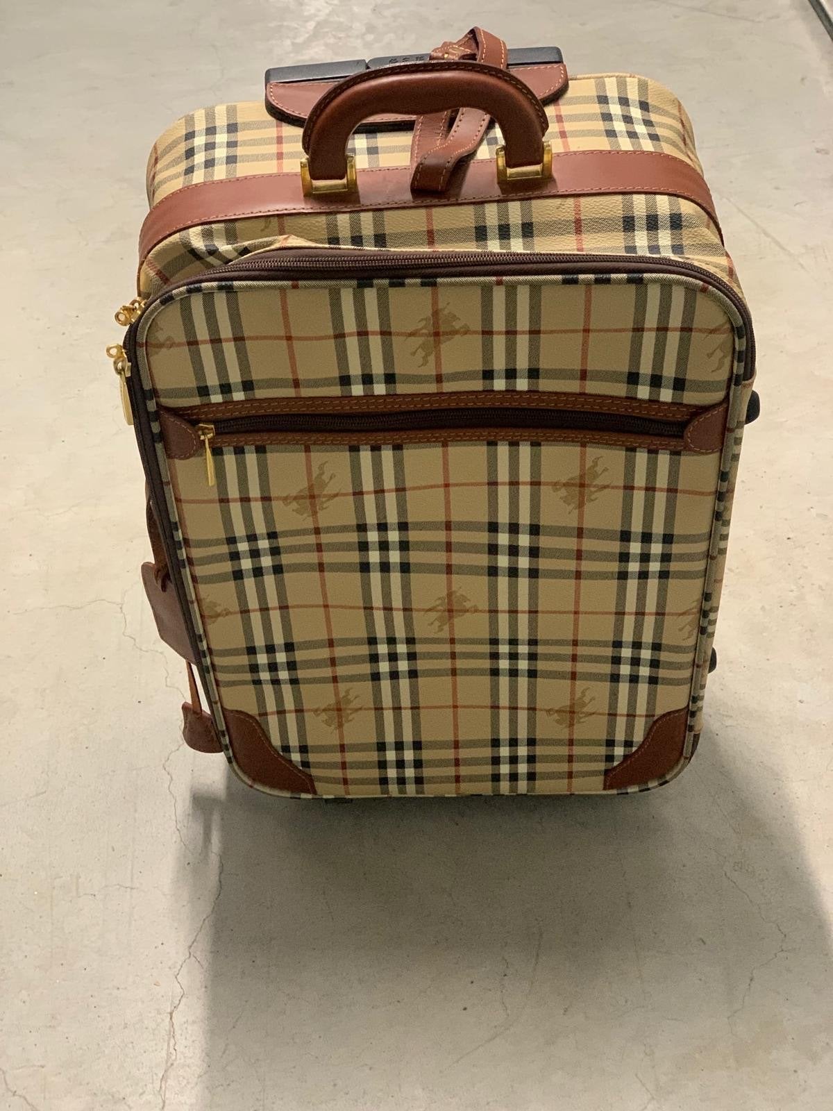 Burberry Vintage Koffer met Wieltjes - Klassiek Ruitpatroon, 40 tot 60 cm, Gebruikt, 20 tot 30 cm, Beige