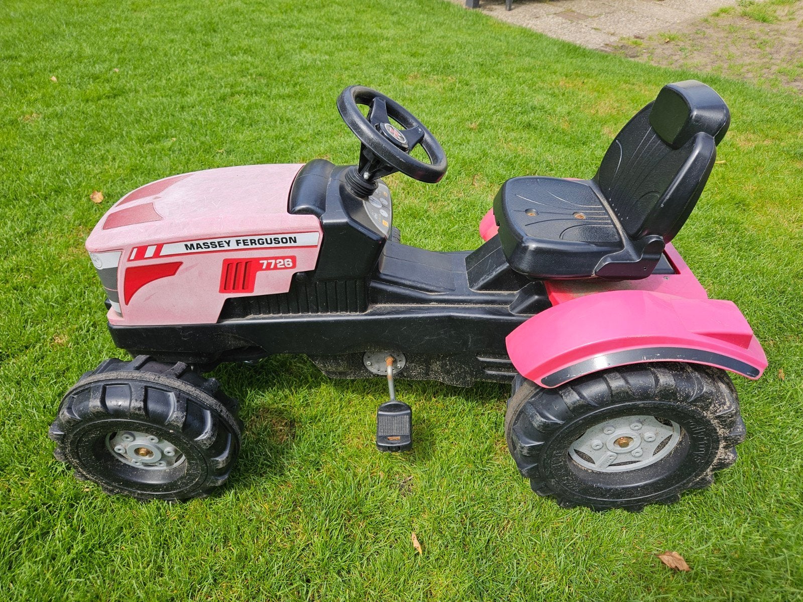 Rode Massey Ferguson 7726 traptractor voor kinderen, Ophalen, Gebruikt, Trapvoertuig