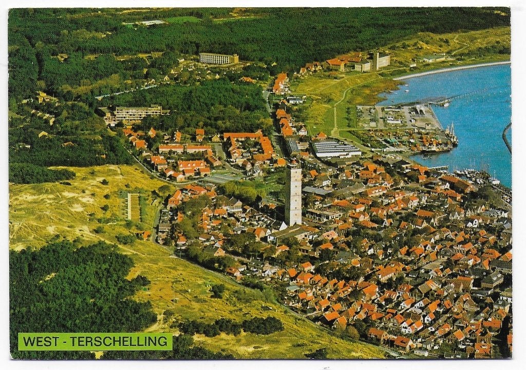 West Terschelling gelopen ansichtkaart ( B2597), Ophalen of Verzenden, 1980 tot heden, Gelopen, Waddeneilanden