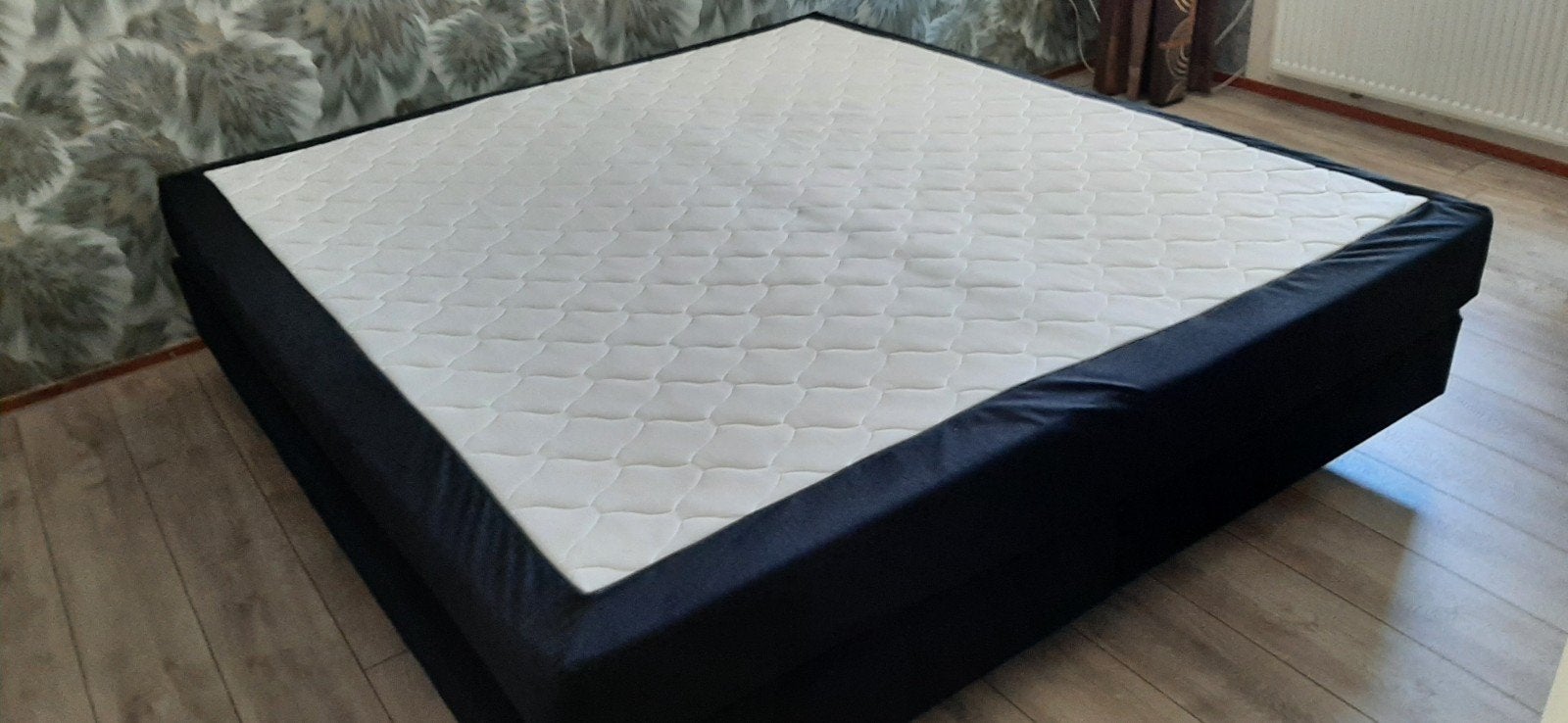 Boxspring, Ophalen, Zwart, Tweepersoons, Zo goed als nieuw
