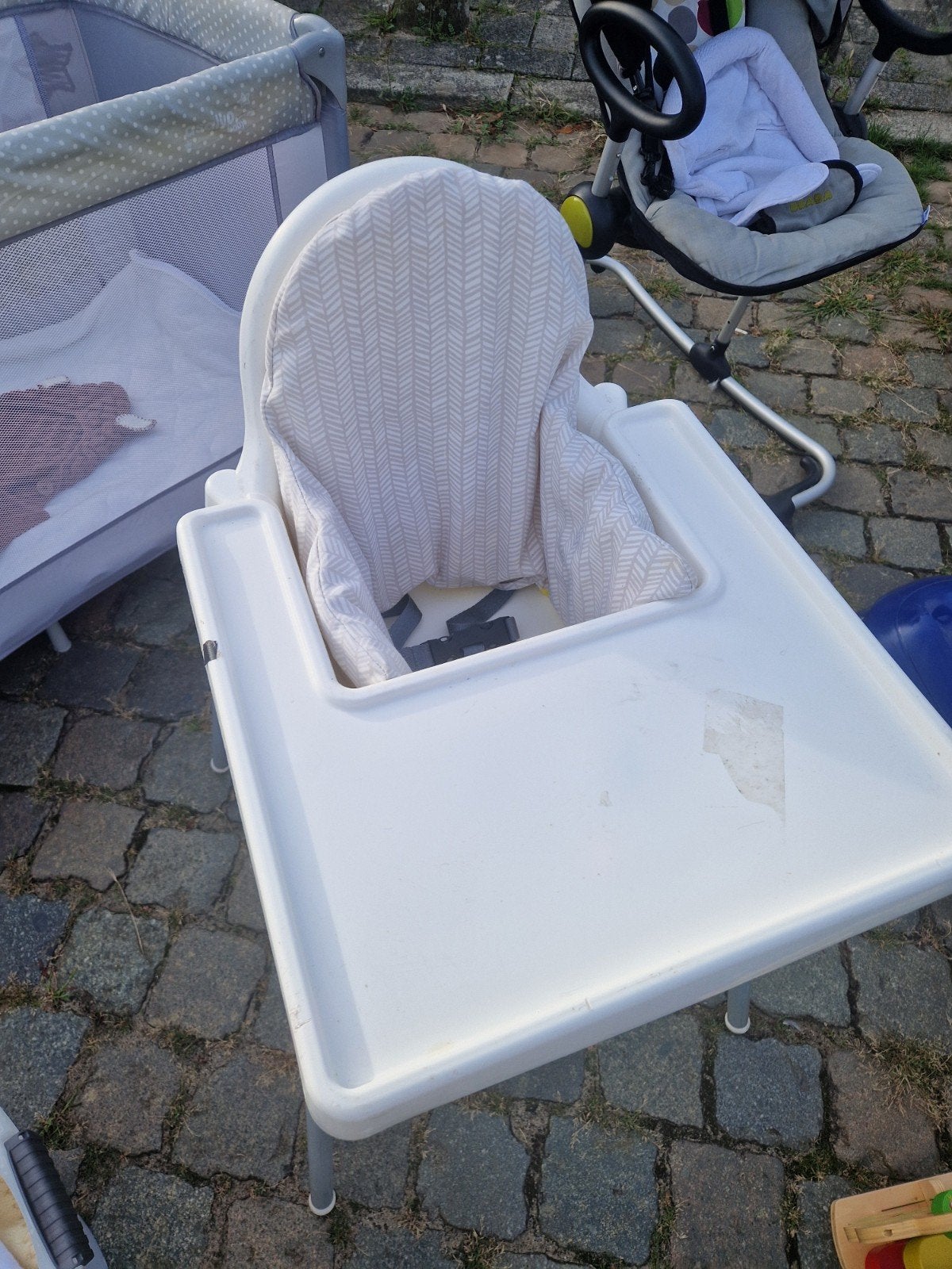 Kinderstoel ikea met afneembaar eetblad en gordel, Ophalen, Gebruikt, Overige typen, Afneembaar eetblad
