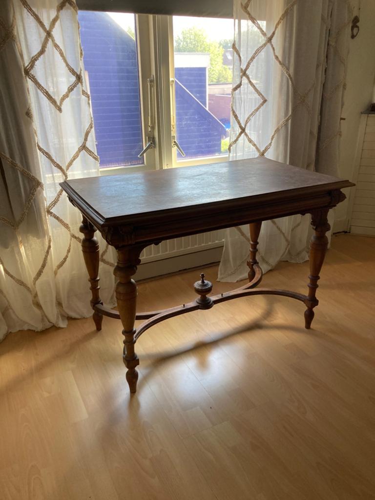 Oude sidetable, Ophalen