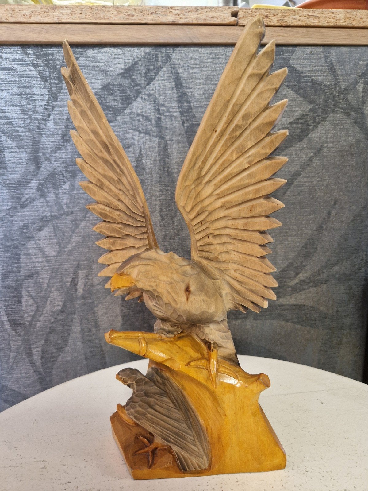 Vintage houten adelaar sculptuur uit de Sovjet-Unie, Antiek en Kunst, Ophalen of Verzenden