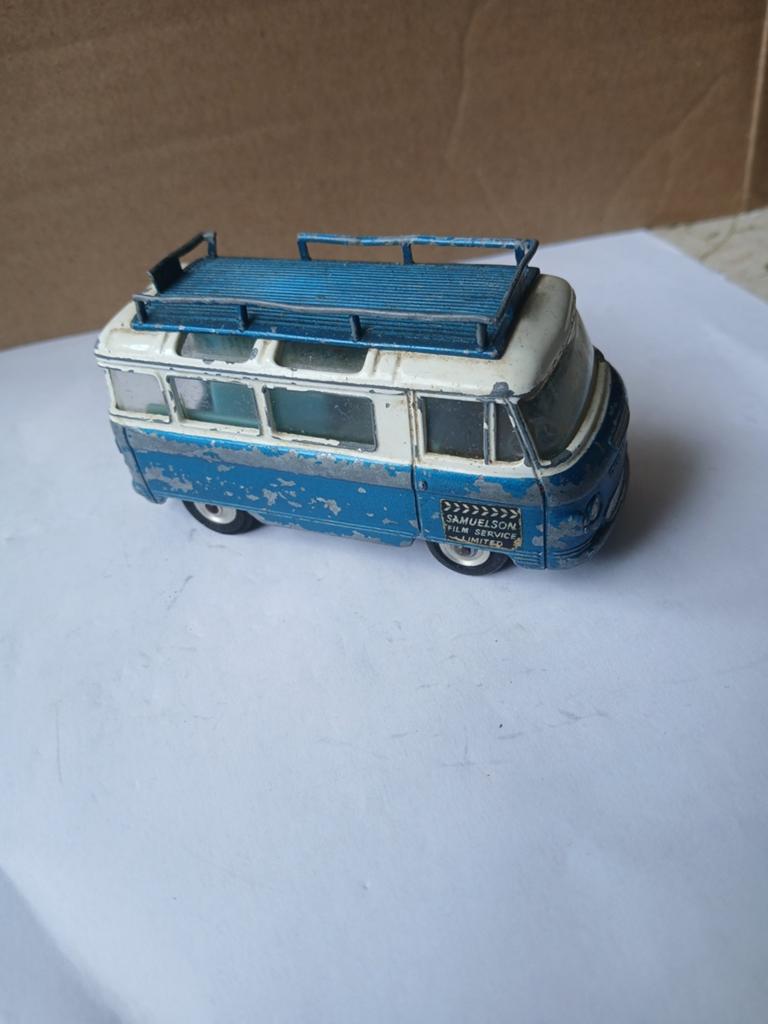 Commer bus 2500 series cameraman. Corgi toys,  opknapper, Ophalen of Verzenden, Gebruikt, Auto, Corgi