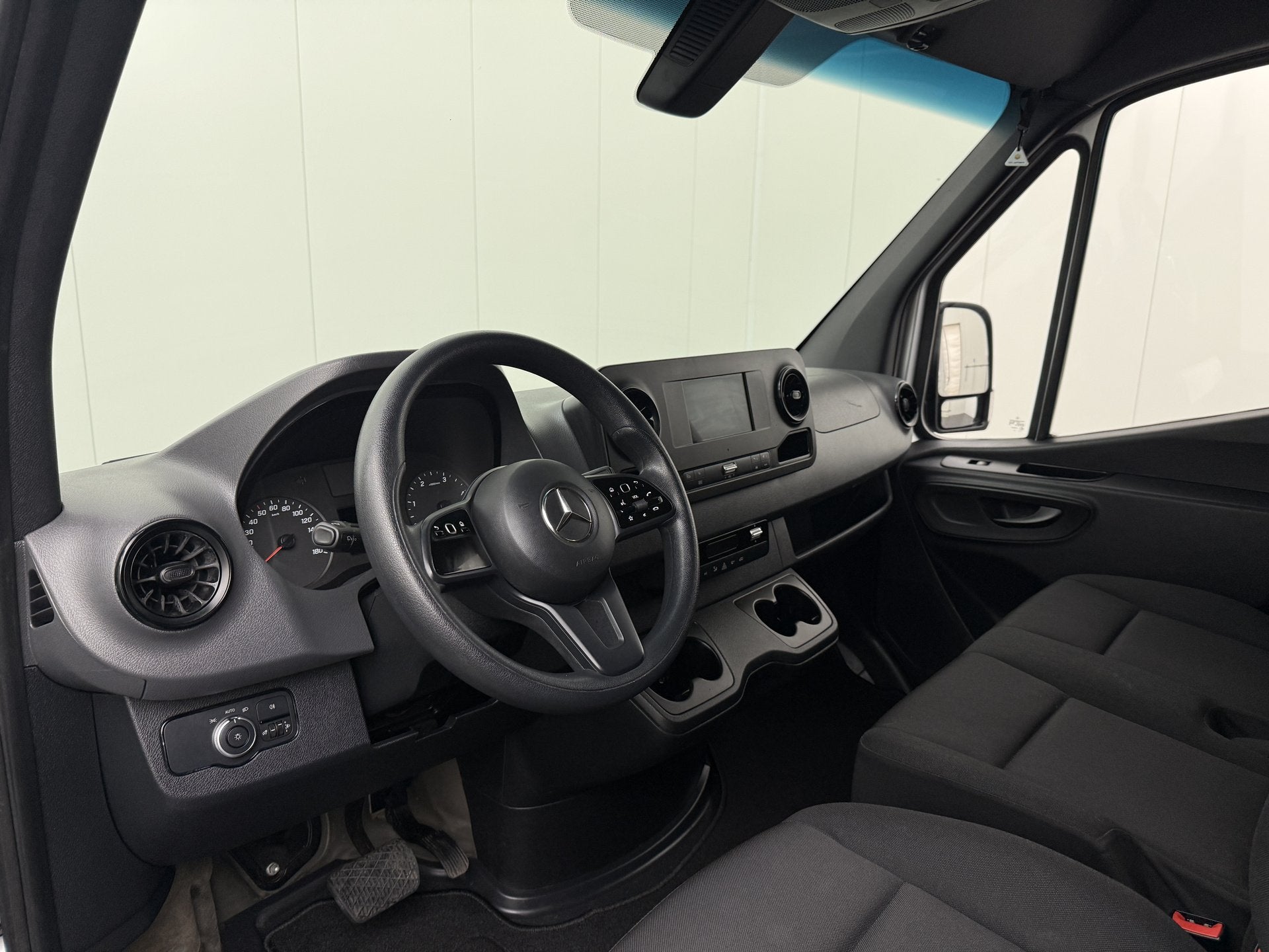 Mercedes-Benz Sprinter 9G-Tronic Automaat L2H2 | Multimedia, Automaat, Gebruikt, Euro 6, 150 pk
