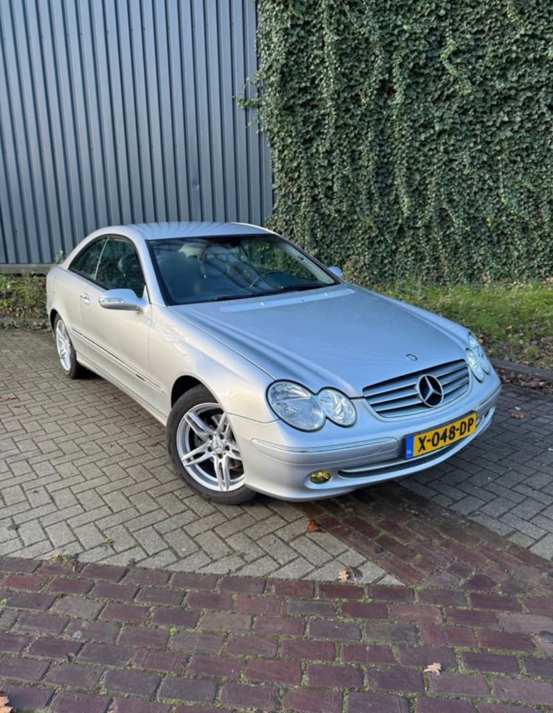 Mercedes-Benz CLK 3.2 Automaat, Auto's, Automaat, Achterwielaandrijving, Particulier, 93 €/maand