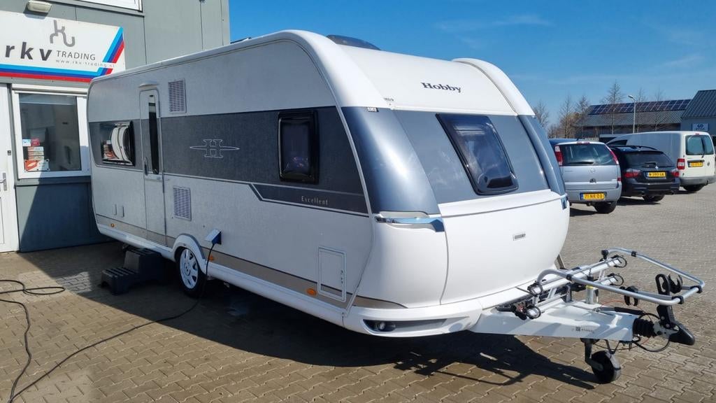Hobby Excellent 495 UL - Luxe Caravan met Fietsenrek, Caravans en Kamperen, Caravans, Koelkast, Rondzit, Hobby, Particulier
